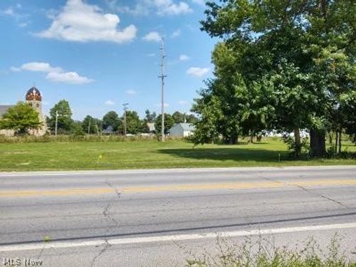 vl N Main Street, Grafton, OH, 44044 | Card Image