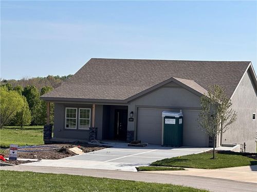 2125 Greenfield Pt, Kearney, MO, 64060-7682 | Card Image