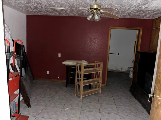 400 S Main St, House other with 2 bedrooms, 3 bathrooms and null parking in Jasper TX | Image 12