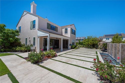 102 Diamondback, Irvine, CA, 92618-1039 | Card Image