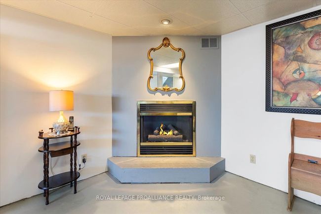 197 Chatterton Valley Cres, House other with 3 bedrooms, 2 bathrooms and 6 parking in Foxboro ON | Image 28