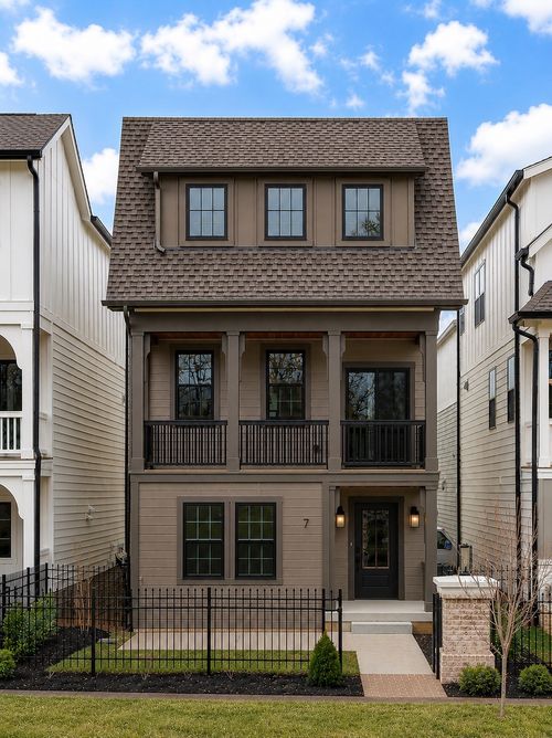 32-504 Edwin St, Nashville, TN, 37207-5576 | Card Image