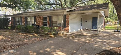 5011 Donald Dr, Alexandria, LA, 71302-2320 | Card Image