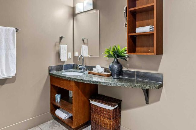 121 - 187 Kananaskis Way, Condo with 2 bedrooms, 2 bathrooms and 1 parking in Canmore AB | Image 23
