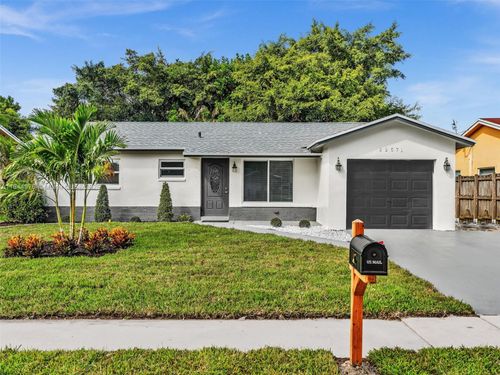22571 Sw 65th Ave, Boca Raton, FL, 33428-6014 | Card Image
