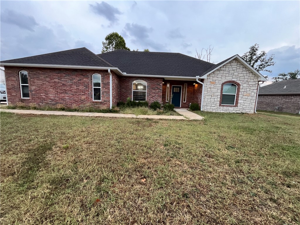 Silver Leaf Ln, Siloam Springs, AR 72761