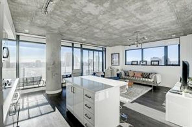 1502 - 1010 6 St Sw, Condo with 2 bedrooms, 2 bathrooms and 1 parking in Calgary AB | Image 13