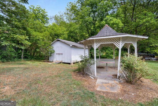 1813 W Currahee St, House other with 3 bedrooms, 2 bathrooms and null parking in Toccoa GA | Image 17