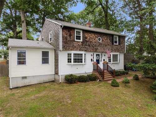 145 Oak Crest Dr, Riverside, RI, 02915-2820 | Card Image