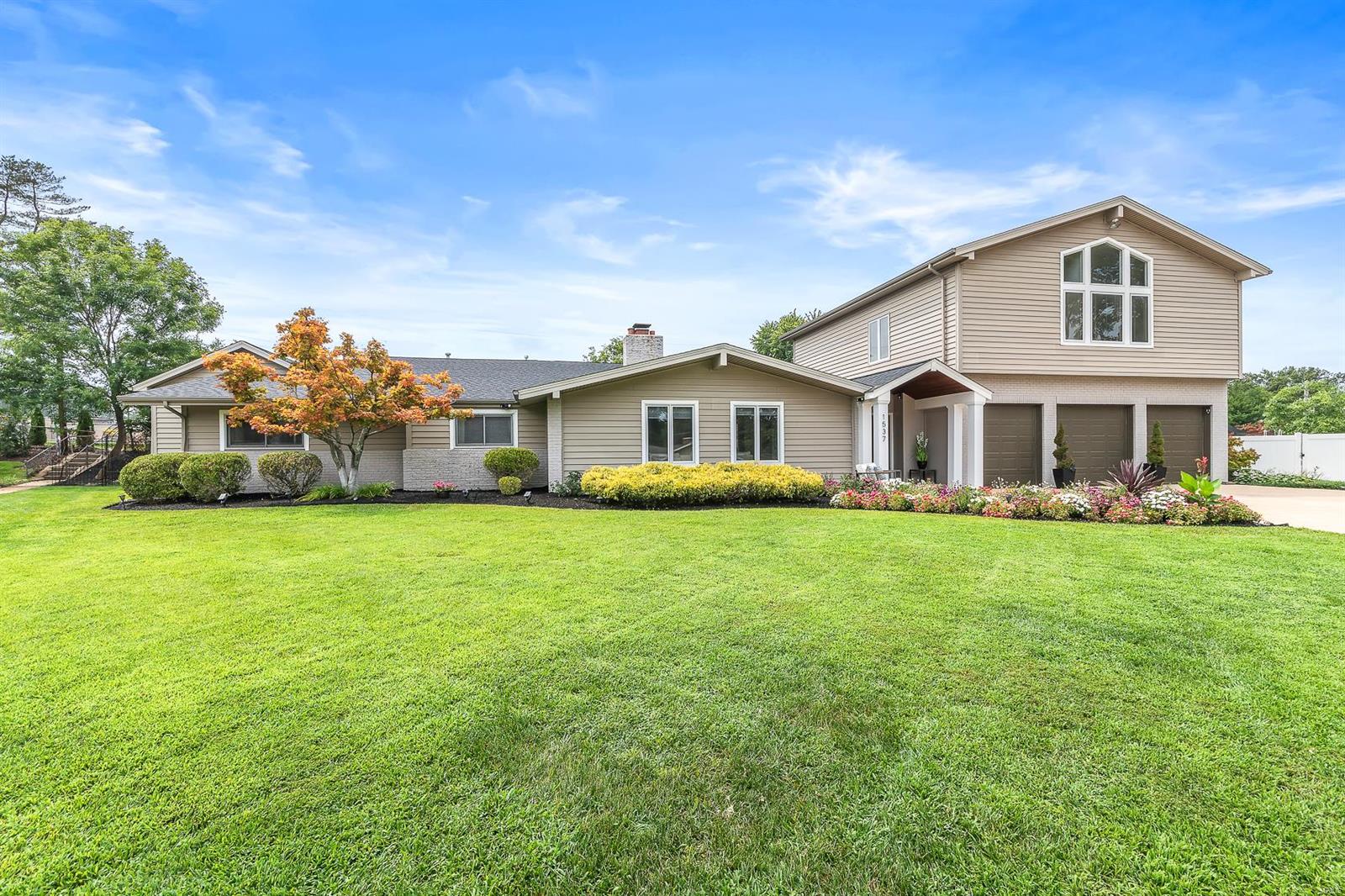 Windridge Ct, Saint Louis, MO 63131