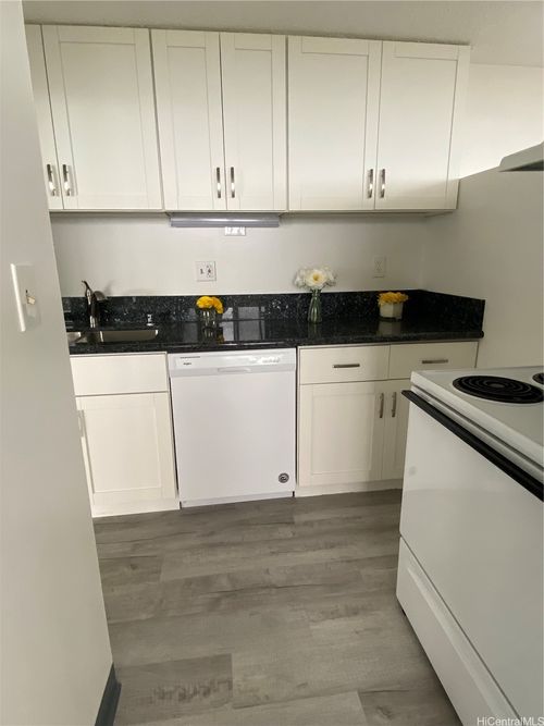 3102a-1060 Kamehameha Hwy, Pearl City, HI, 96782 | Card Image