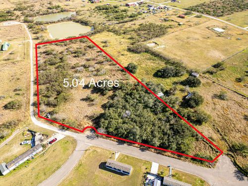 1933 Paloma Dr, Sinton, TX, 78387 | Card Image