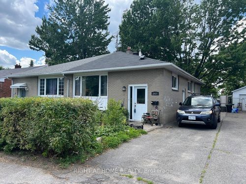 2421 Iris St, Ottawa, ON, K2C1C7 | Card Image