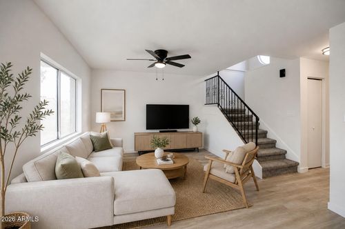 8-8502 N Central Ave, Phoenix, AZ, 85020-3528 | Card Image