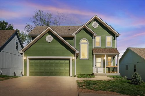 717 N Cloverdale Ave, Independence, MO, 64056-2257 | Card Image