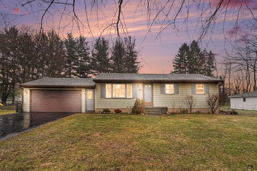 3701 68th St Sw, Byron Center, MI, 49315-9423 | Card Image