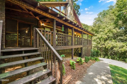3475 Twin City Way, Pigeon Forge, TN, 37863-7798 | Card Image