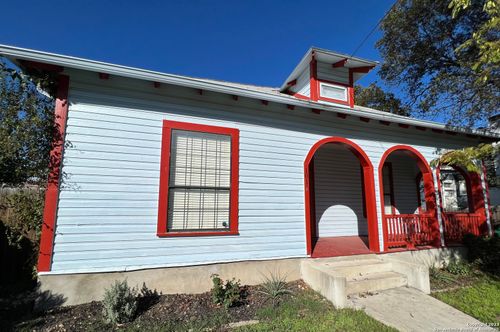 1011 Dawson St, San Antonio, TX, 78202-2340 | Card Image