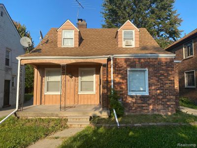 4620 Devonshire Road, Home with 3 bedrooms, 1 bathrooms and null parking in Detroit MI | Image 2