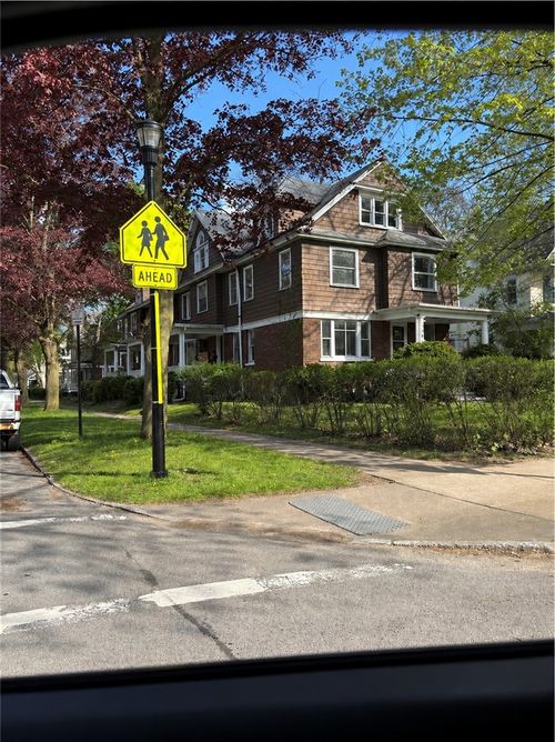 206 Barrington Street, Rochester, NY, 14607 | Card Image