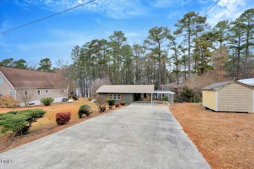 950 Cedar Cove Rd, Henderson, NC, 27537-8987 | Card Image