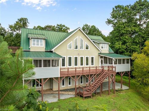 553 Waterside Dr, Yanceyville, NC, 27379-8685 | Card Image