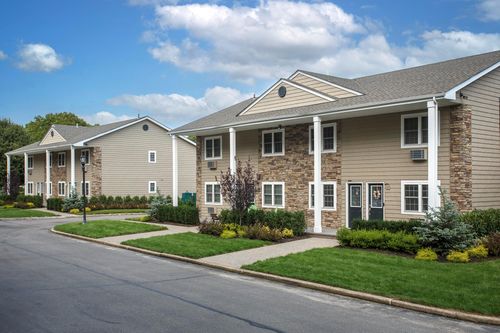 t09340-100 Terrace Rd, Bayport, NY, 11705-1515 | Card Image