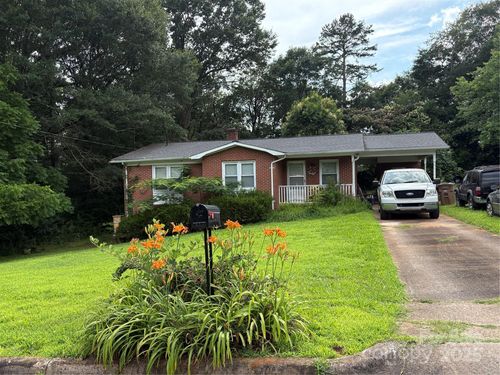 910 Mcgowan Rd, Shelby, NC, 28150-6826 | Card Image