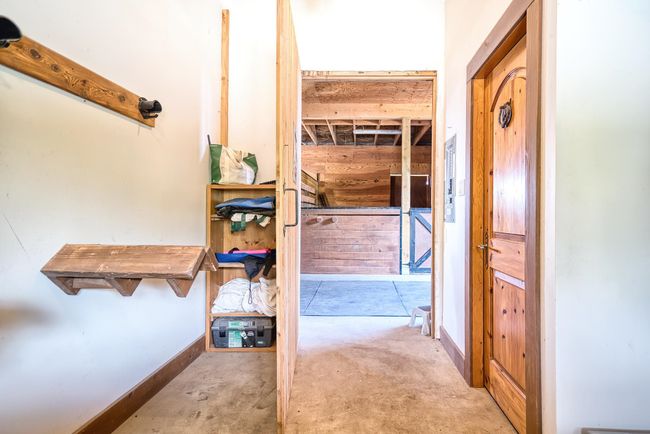 2247 Pixton Rd, House other with 3 bedrooms, 3 bathrooms and 6 parking in Roberts Creek BC | Image 36
