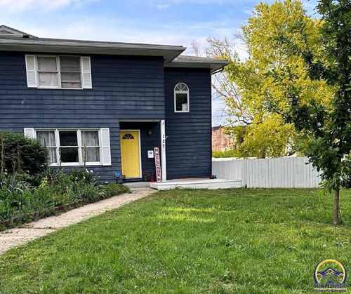 122 W Fremont Ave, Burlingame, KS, 66413-1318 | Card Image