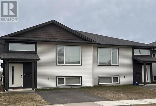 397 Empire Ave, Thunder Bay, ON, P7E4S3 | Card Image