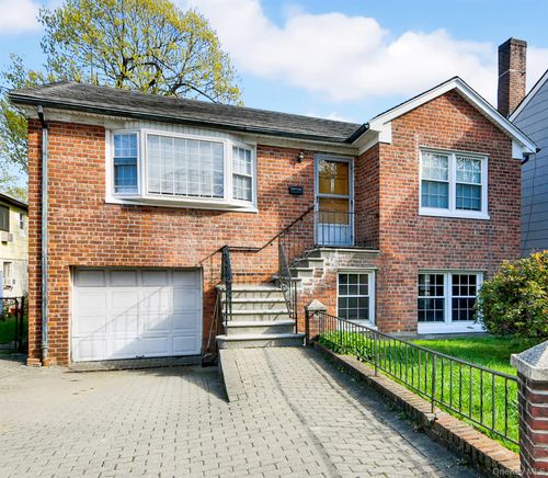 212 Kimball Avenue, Yonkers, NY, 10704 | Card Image