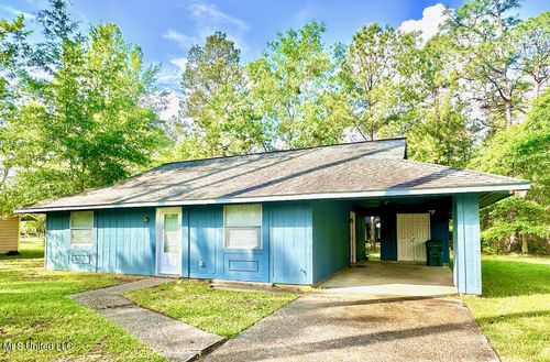 6 Dogwood Cir, Diamondhead, MS, 39525-3244 | Card Image