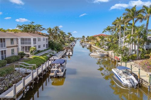 1501 Chesapeake Ave, NAPLES, FL, 34102-2418 | Card Image