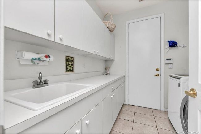 2712 Sw Bear Paw Trl, House other with 4 bedrooms, 3 bathrooms and 3 parking in Palm City FL | Image 34