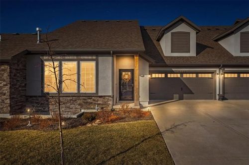 6520 Barth Rd, Shawnee, KS, 66226-3510 | Card Image