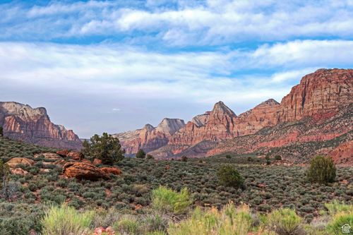 3-2613 Canyon Point Dr, Springdale, UT, 84767-7739 | Card Image