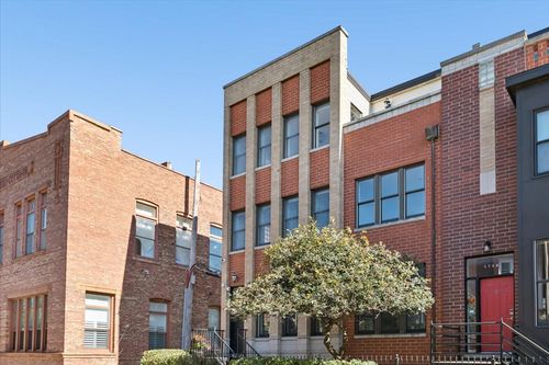 1743 W Terra Cotta Pl, Chicago, IL, 60614-1909 | Card Image