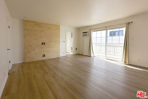 10-1144 10th St, Santa Monica, CA, 90403 | Card Image