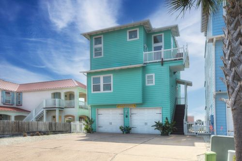 2525 11th St, Port Aransas, TX, 78373-6035 | Card Image