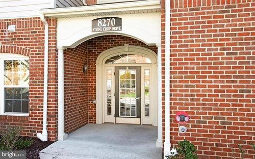 h-8270 Stone Crop Dr, ELLICOTT CITY, MD, 21043-4976 | Card Image