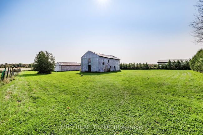 433457 4 Th Line, Home with 6 bedrooms, 3 bathrooms and 20 parking in Amaranth ON | Image 23