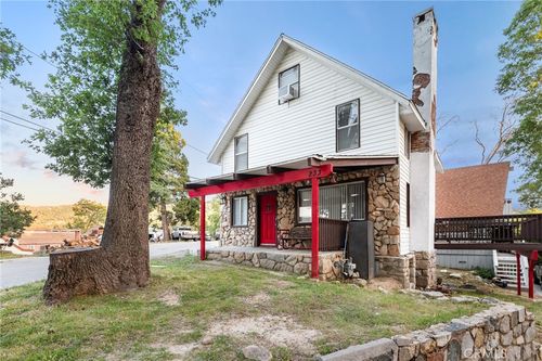 233 Glen Avon Dr, Cedar Glen, CA, 92321 | Card Image