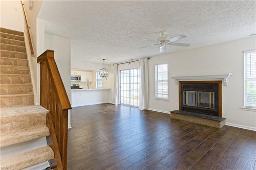 111 Castilian Dr, Virginia Beach, VA, 23462-7600 | Card Image