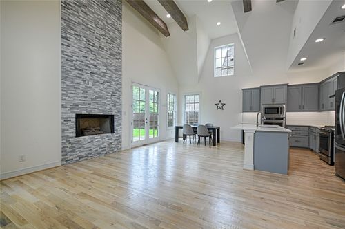 5067 Gaston Ave, Dallas, TX, 75214-5214 | Card Image