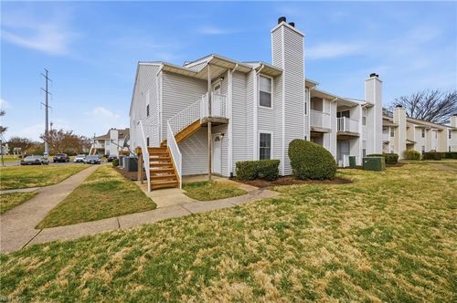 513 Peak Ct, Virginia Beach, VA, 23462-1686 | Card Image