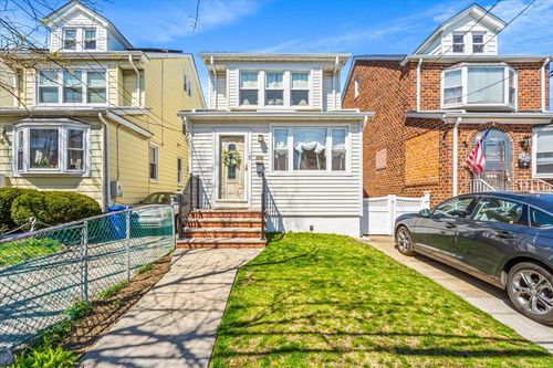 244 89th Ave, Bellerose, NY, 11426-1501 | Card Image