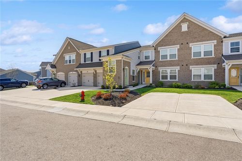 141 Old Pond Rd, Springboro, OH, 45066-3503 | Card Image