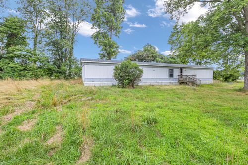 10820 Eaton Rapids Rd, Springport, MI, 49284-9741 | Card Image