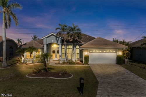 321 31st St, Cape Coral, FL, 33904-3484 | Card Image